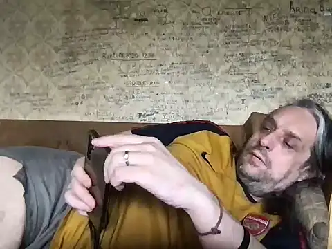 -TrafoX3- Live XXX-chat