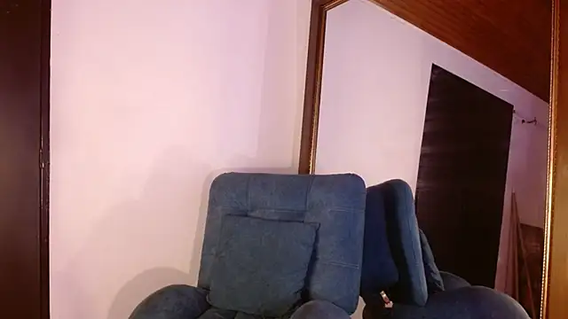Czat XXX na żywo – Abril_gap