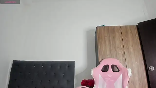 Chat XXX en directo de julinee_smithh