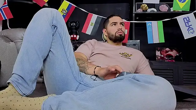 Chatroom XXX en direct de matteosantos