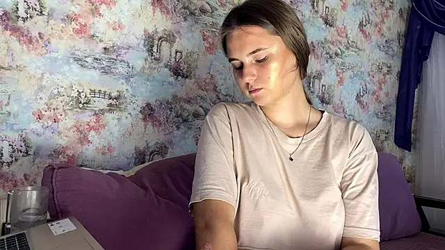 IrisFox_'s Live XXX Chat