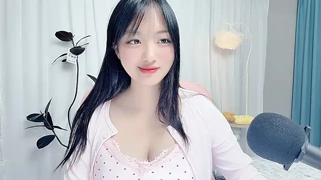 Chatroom XXX en direct de Winnie666999