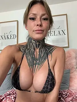 TittenTina Live XXX-Chat