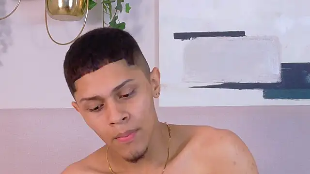 Chat XXX ao vivo de EthanCarter__