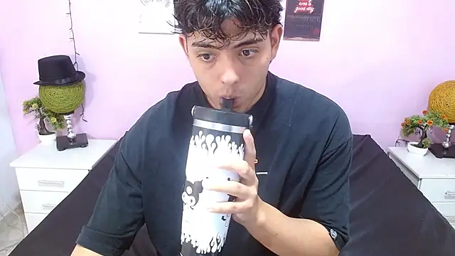 zayne_lyon 라이브 XXX 채팅