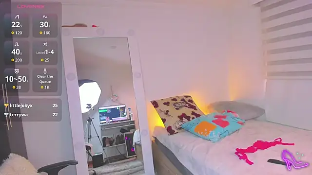 SharonVelvet's Live XXX Chat