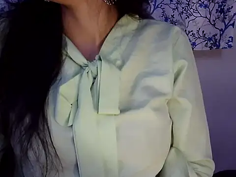 Neha_Sharma2: απευθείας συνομιλία ΧΧΧ