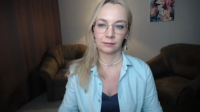 Ava_Elior Chat XXX in diretta