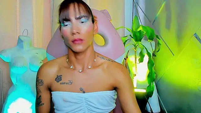 Chatroom XXX en direct de katiee11