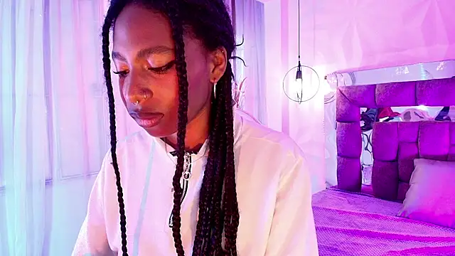 Queen_perla_ Live XXX-Chat