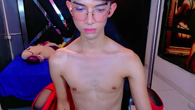 LiamHeatx's Live XXX Chat