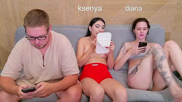 Ksenny 现场XXX聊天