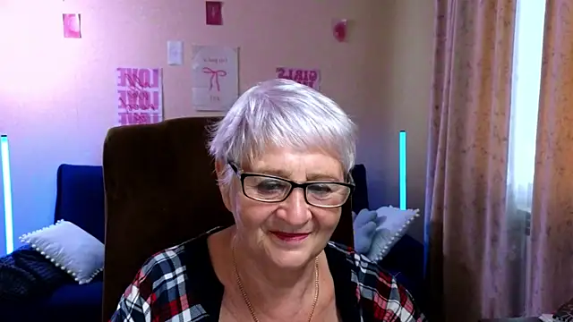 Chat XXX ao vivo de Sandra_Snowflake