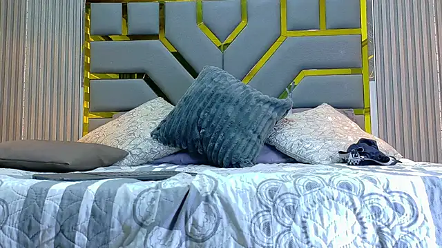Chat +18 de ALANNFERRER ao vivo