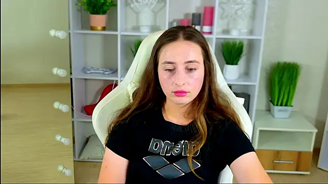 NadinnL Chat XXX live