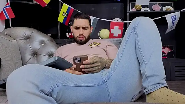 XXX chat uživo modela matteosantos