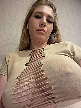 Chat XXX en directo de didihairypussy
