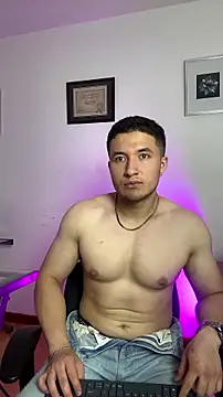 Alexander_Connor 现场XXX聊天
