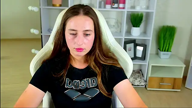 NadinnLn Live XXX chat