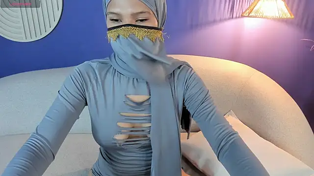 Slaazy_VI Live XXX-chat