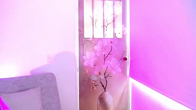 milfrousseのライブXXXチャット