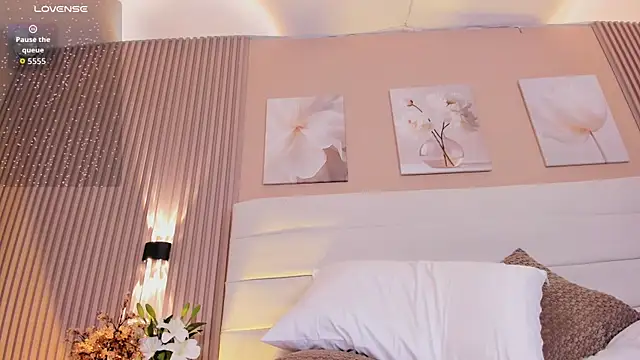 LisaLainのライブXXXチャット