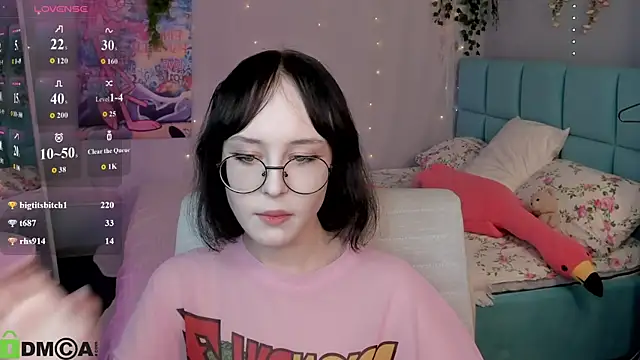 Chat XXX en directo de Lilac-Muse
