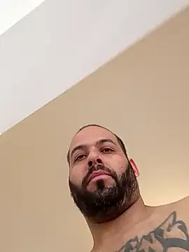 Carlos02145 Chat XXX live