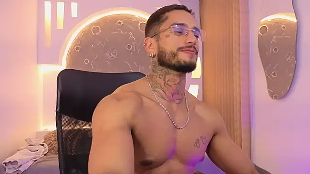 צ'אט XXX בשידור חי של Alanrodgers