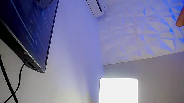 sombra_18 Live XXX-Chat