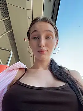-missbehaving- Chat XXX live