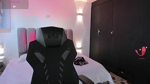 XXX chat uživo modela JeanneWilliams