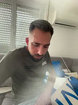 XXX chat uživo modela adaman
