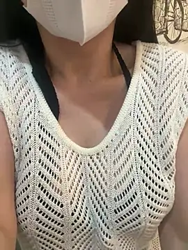 Meii-meyy Show in webcam