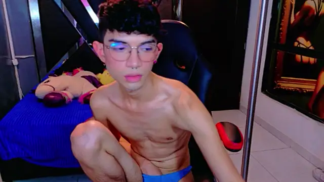 LiamHeatx Live XXX-Chat