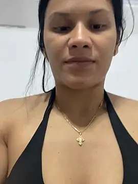 KathLovee Adlı Modelin Canlı XXX Sohbeti