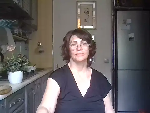 Baby-Matilda Adlı Modelin Canlı XXX Sohbeti