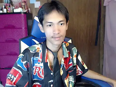 riks_tylerのライブXXXチャット