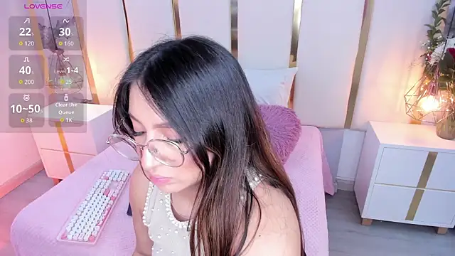 KamilaVegga Adlı Modelin Canlı XXX Sohbeti