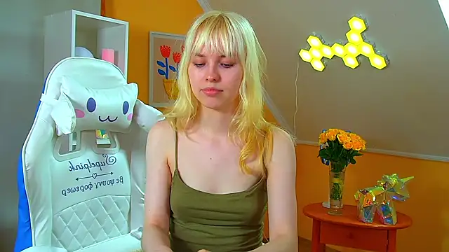 HannahHollis Adlı Modelin Canlı XXX Sohbeti