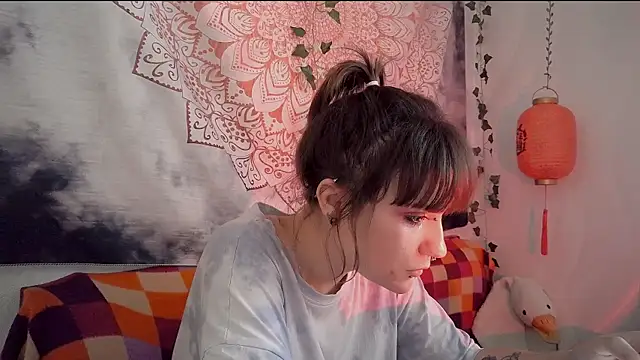 Chatroom XXX en direct de UwuJudy_Osas
