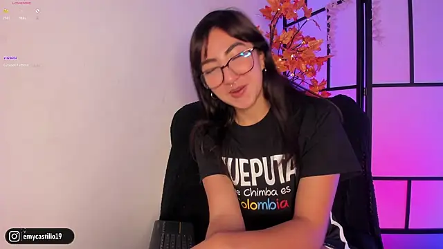 Czat XXX na żywo – eimy_castillo