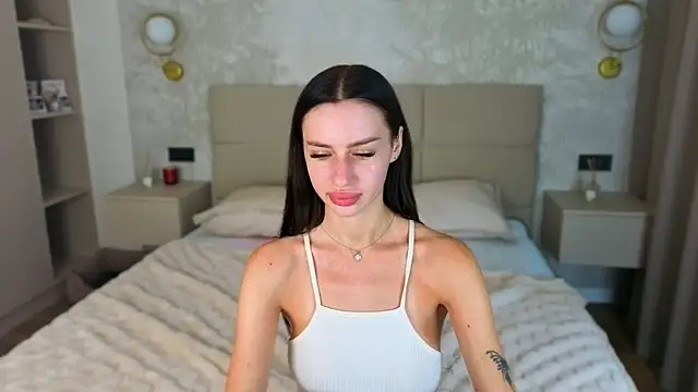 Chatroom XXX en direct de Snow_WhiteeeX