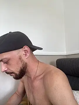 MattMiller28 网络视讯表演