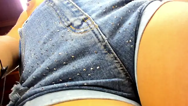 Mindy_19 লাইভ XXX চ্যাট
