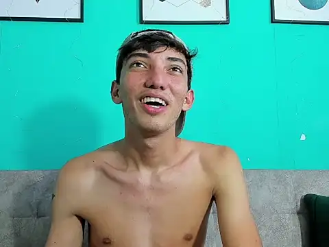 MaikolOrtizz Chat XXX live