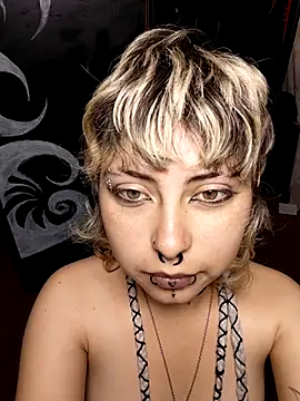 دردشة Cute_Chrixxx الجنسية المباشرة