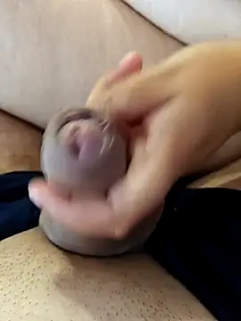 Show webcam de MadaamJizz_DickLewd
