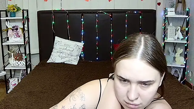 Chatroom XXX en direct de LauraHlot