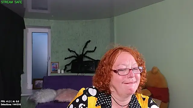 Chat XXX en directo de Fara_Flutte